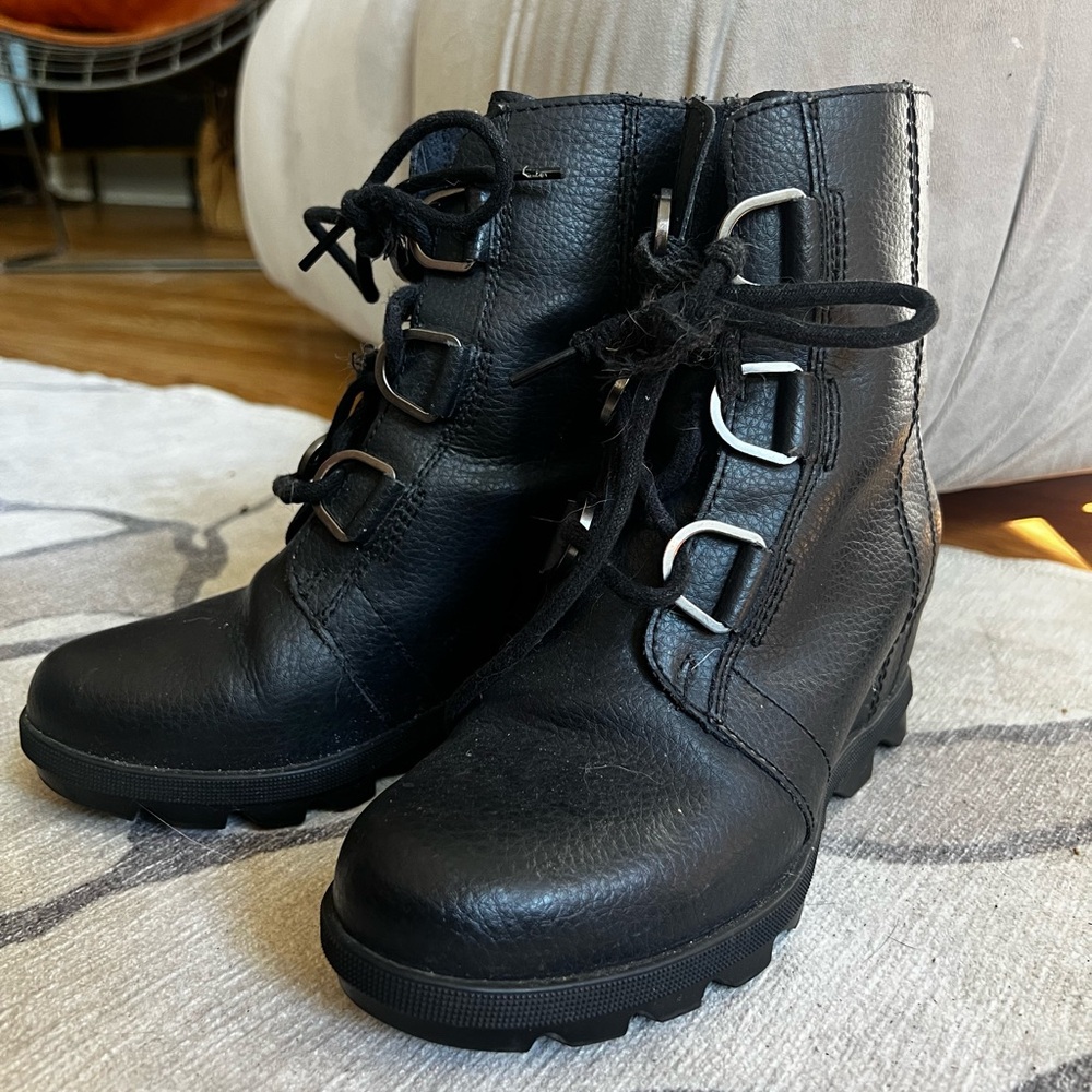 Sorel waterproof Joan of Artic boot